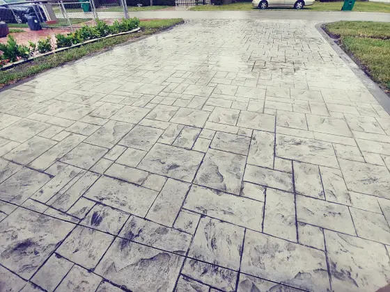 Gray ashlar stamped driveway