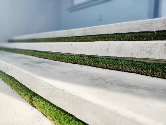 Step edge detail